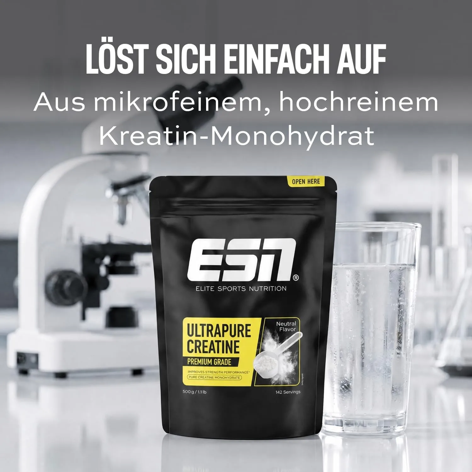 ESN Ultrapure Creatine mikroskopisch rein im Labor getestet mit Wasserglas