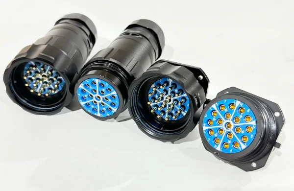 19-Pin Socapex Power Extension Cable with PVC Housing Copper Electrical Plug and Multipin Male Female Connectors IP67 Level