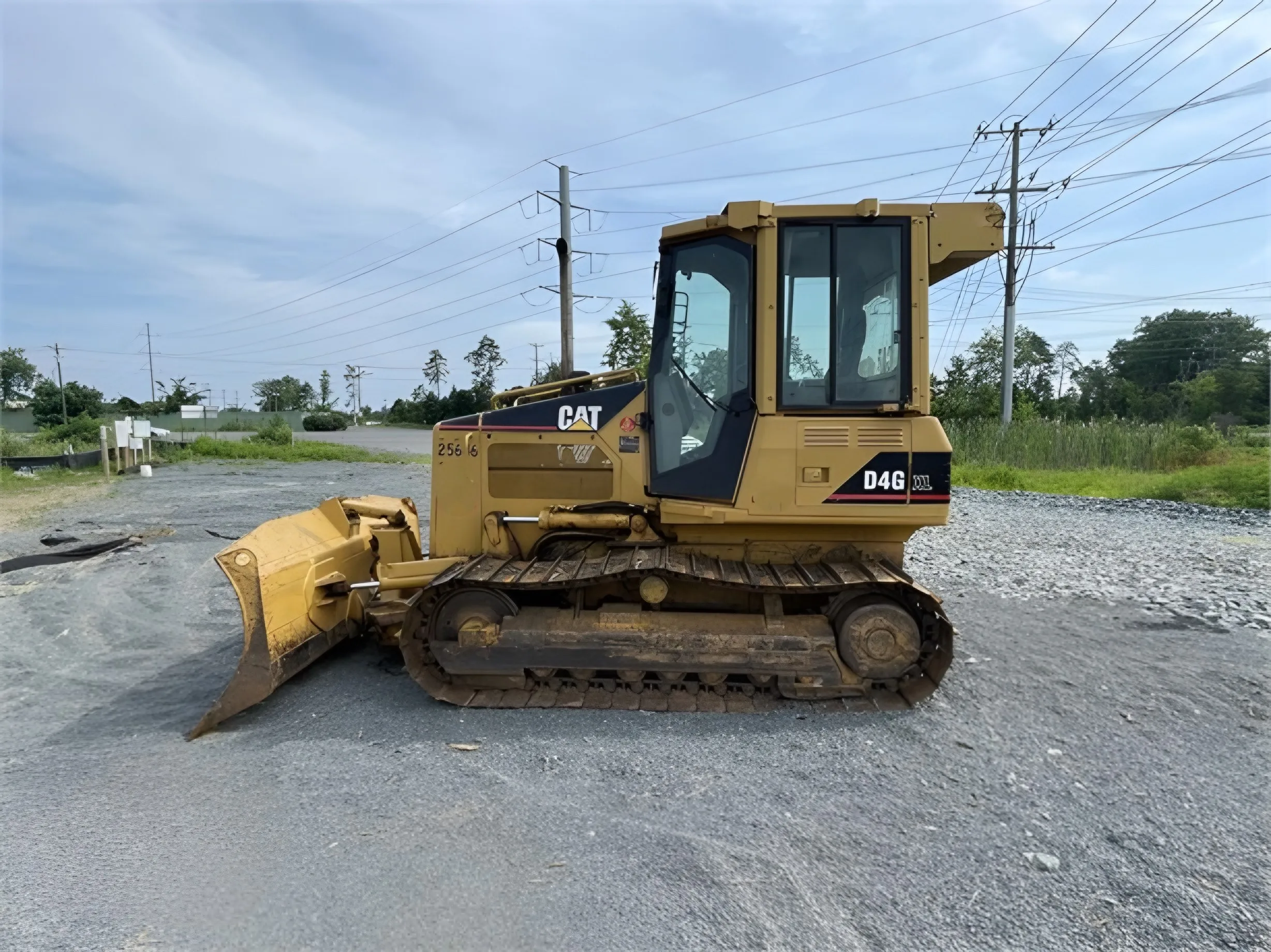 D Series Excavator Dozer 2002 Caterpillar D4g Xl High Quality Used ...