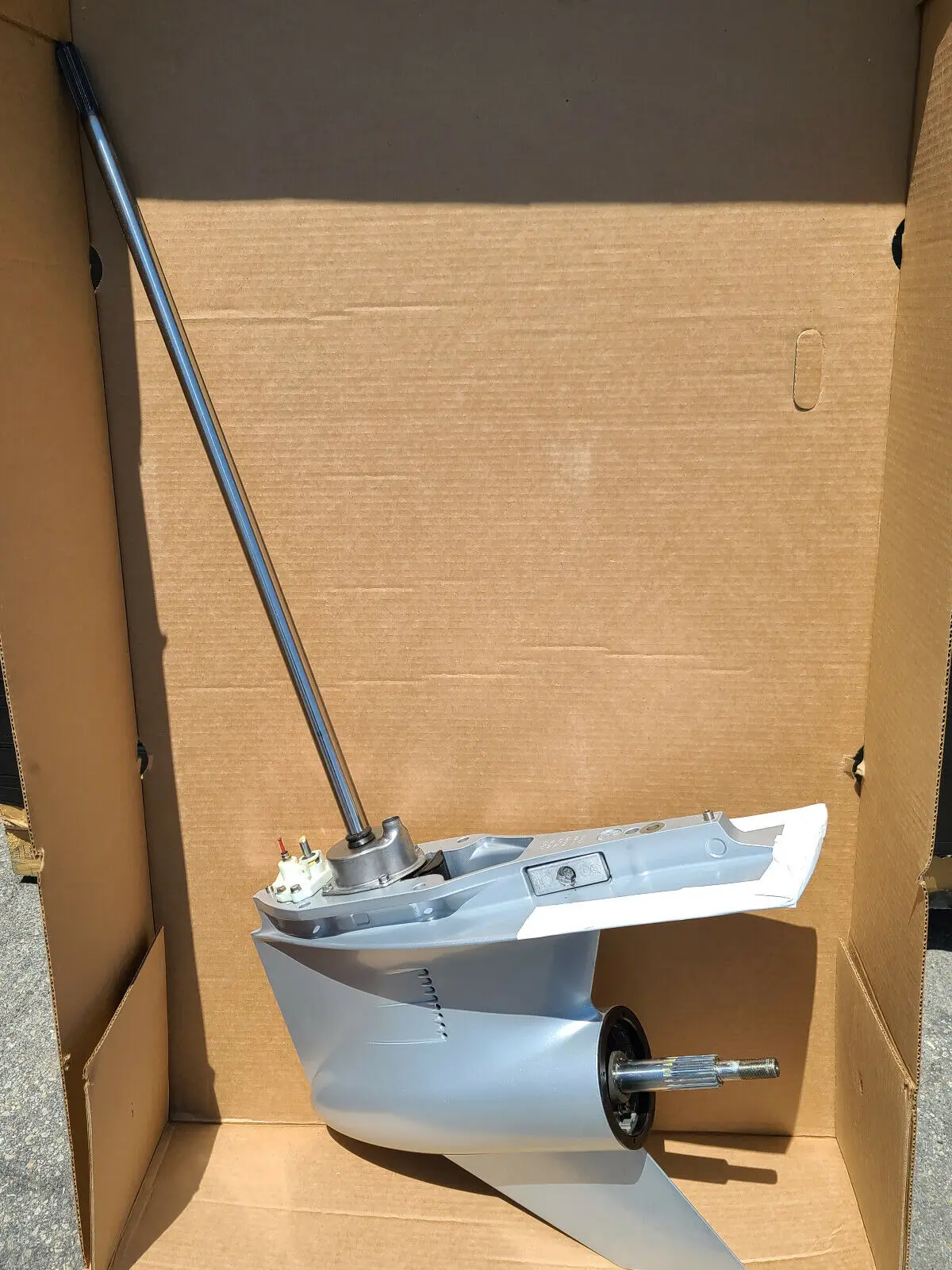 Factory Seal New Verado Lower Unit L6 350400 Hp 1.75r L 20