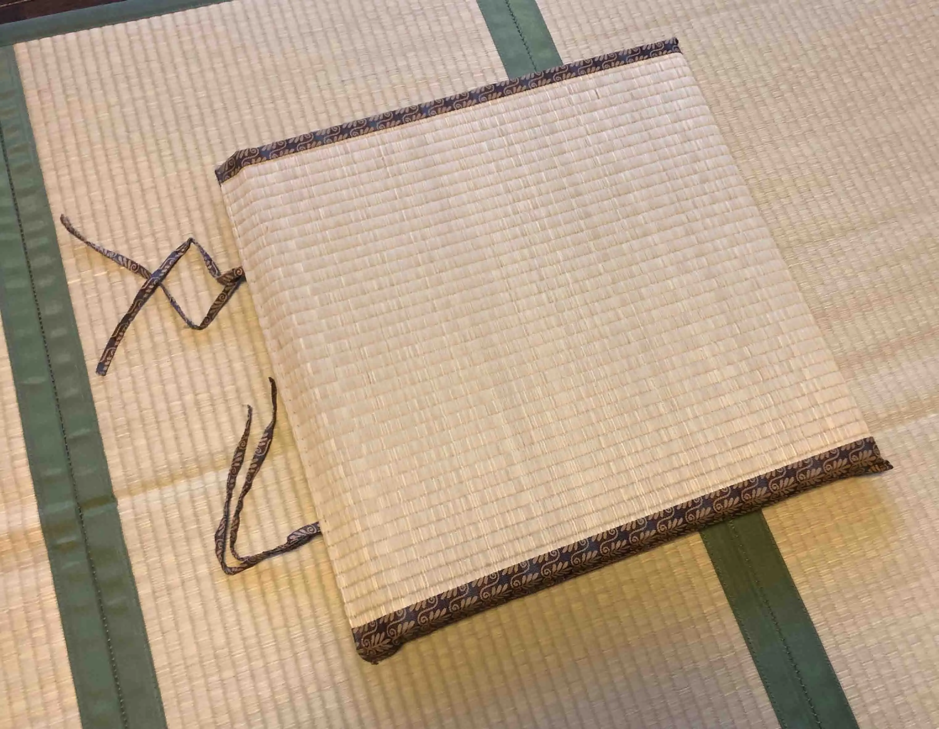 Tatami Mat.tatami Cushion.this Cushion Is Made Of Japanese Igusa.these