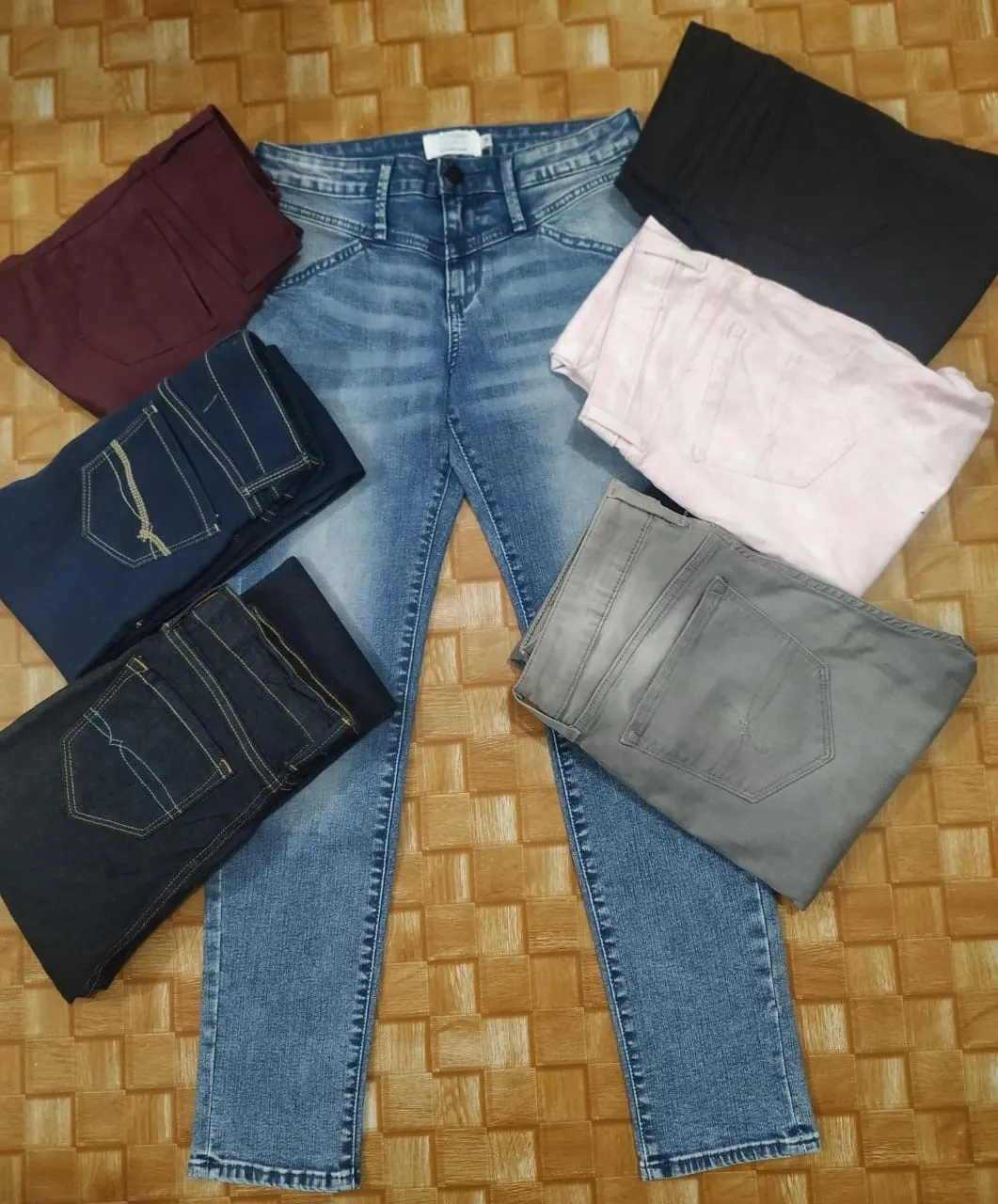 Top Quality Fashionable Slim Casual Jeans Women's Jeans Slim Fit Plus
