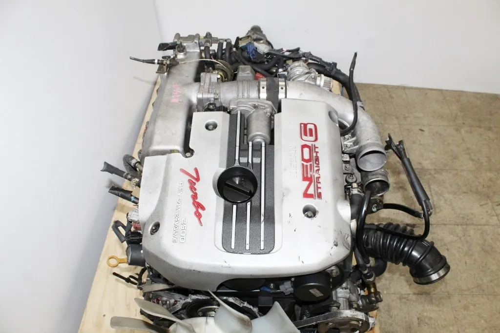 R33 RB25DET エンジン　 Nissan Skyline R33 RB25DET 2.5L Gas Engine (Used) | Replacement