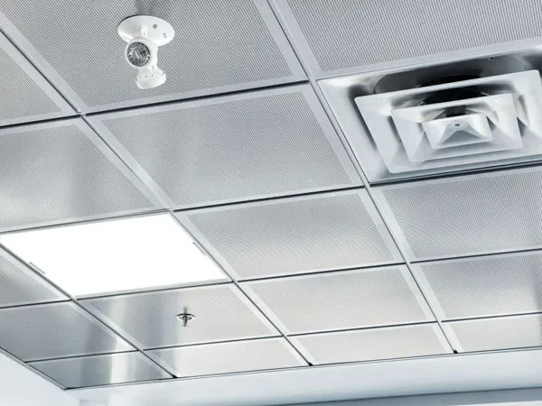 Modern Design Lay-in Lay-on Ceiling Tiles for Home Hotel PVC Wood Grid Tiles with Vinyl Finish Waterproof Ceiling Installation
