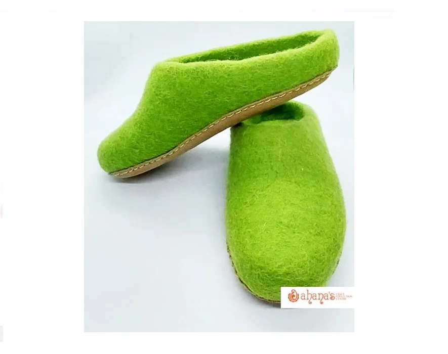 2024 Latest Collection of Nepal-Made Felt Indoor Slippers Warm and Cozy Winter Shoes Wholesale Cheap Products