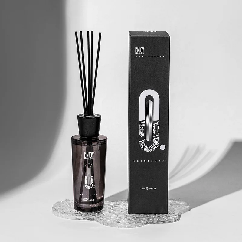 Popular Luxury 200Ml Brushed Gilding Wooden Cap Decorative Reed Diffuser,Unique Design Home Fragrance Reed Diffuser