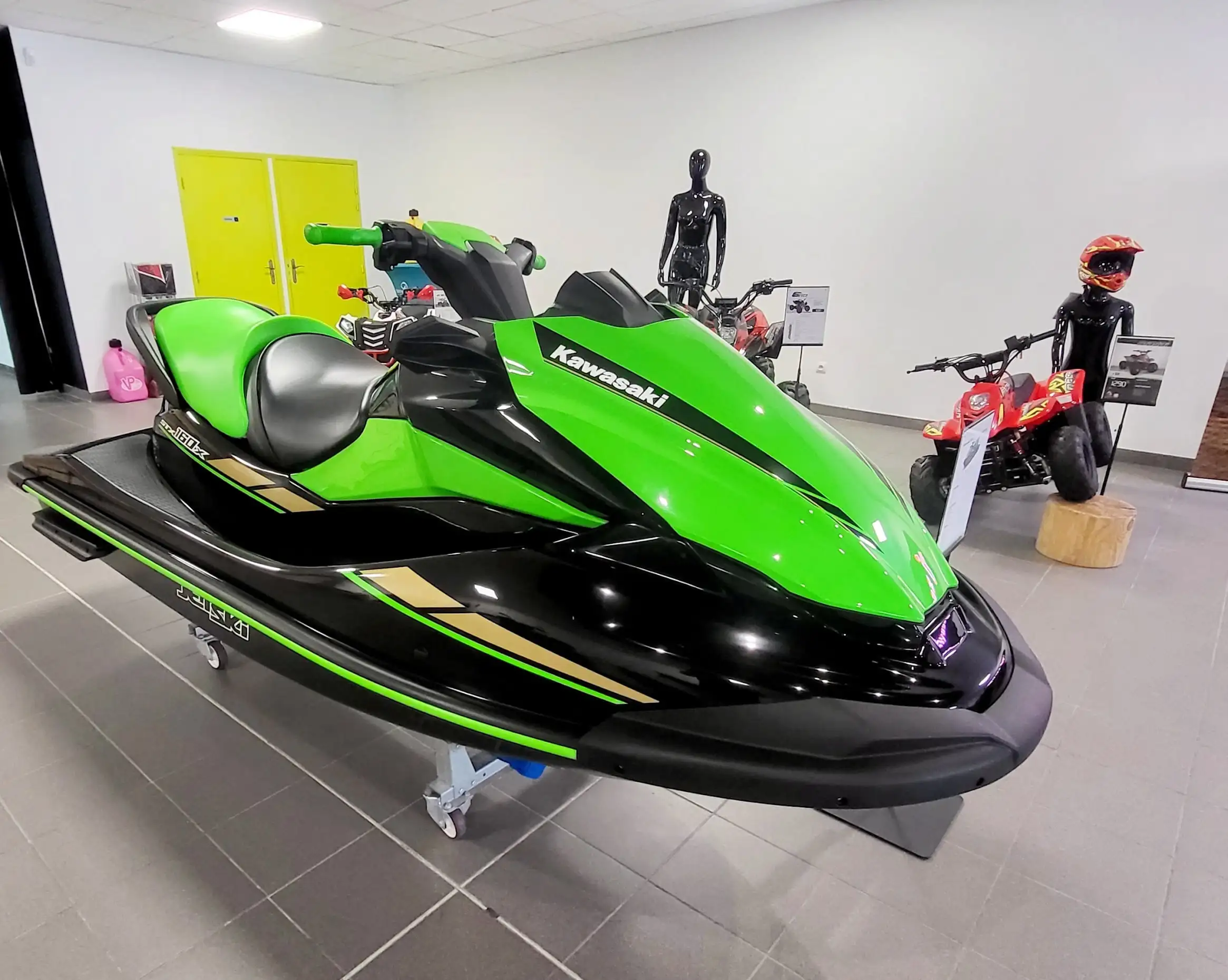 Sea Doo GTI буксировщик