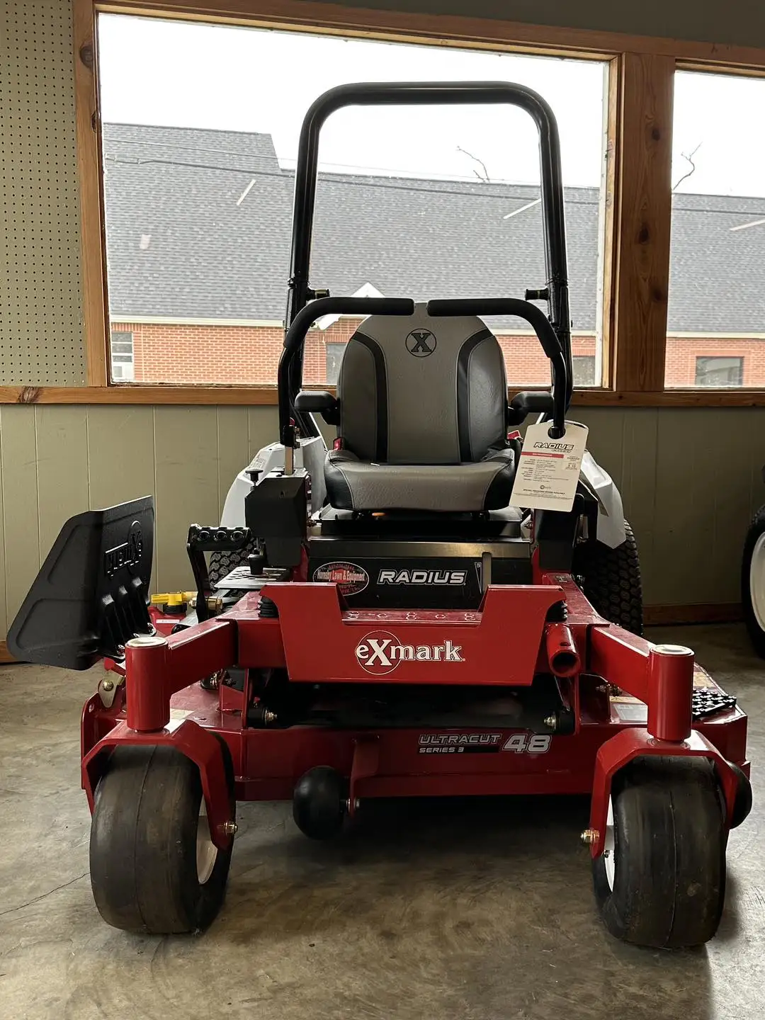 New Speedy Zero Turn Gravely Lawn Mower 52in 23hp Vtwin Zeroturn