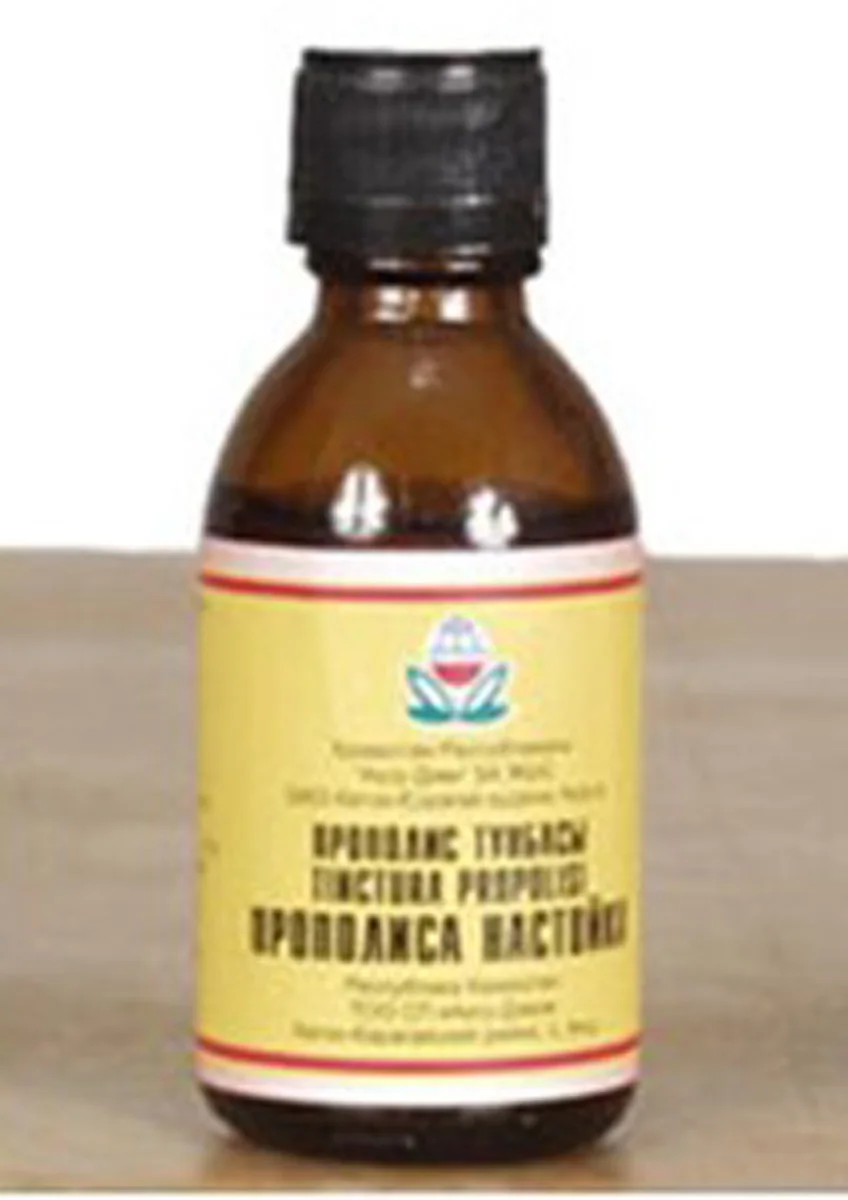 Unique Propolis Extract Oral Hygiene Product Anti-inflammatory Antibacterial and Healing Effect on Gums
