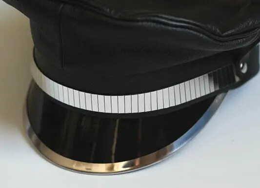 Lederen Silver Peak Biker Cap - Zwarte Muir Gay Cap Met Zilveren Trim