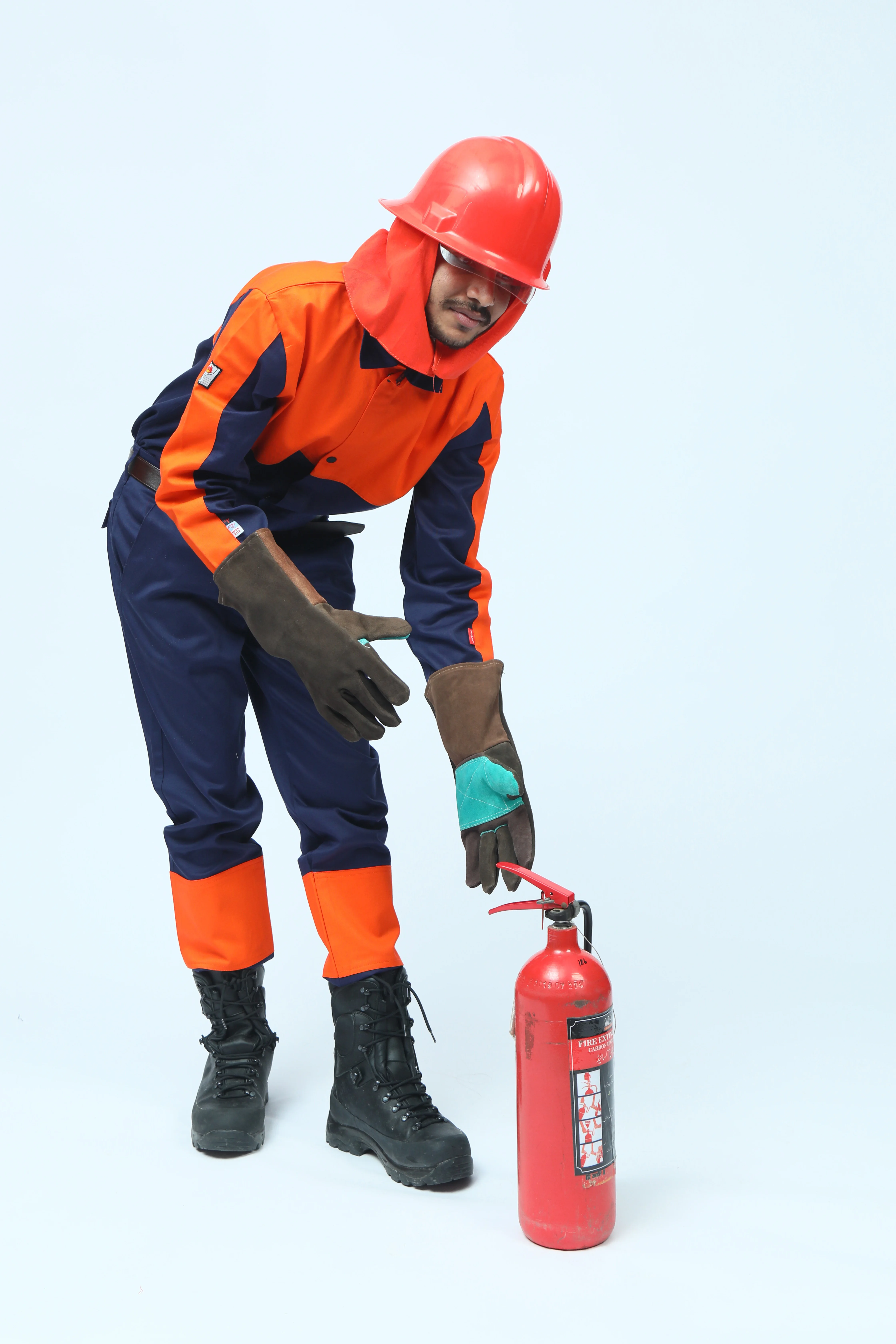Manufacturer Direct CAT 2 ATPV 13 Fire Retardant Coverall Customizable High Quality 2-Piece Safety Clothing