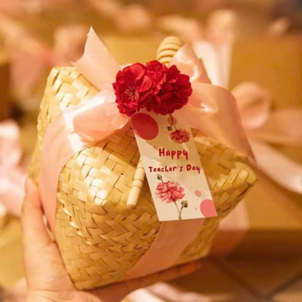 Cube-Shaped BAMBOO BASKETS Rustic Style for Gift Packaging Ideal for  Elegant \u0026 Sustainable Wedding Gift Sets, image size:1000x1000