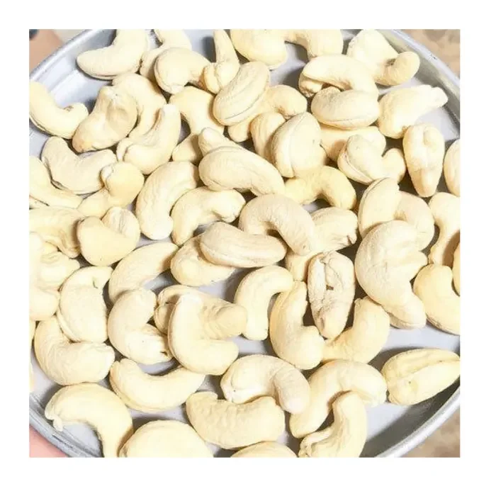 Available Cashews Nuts