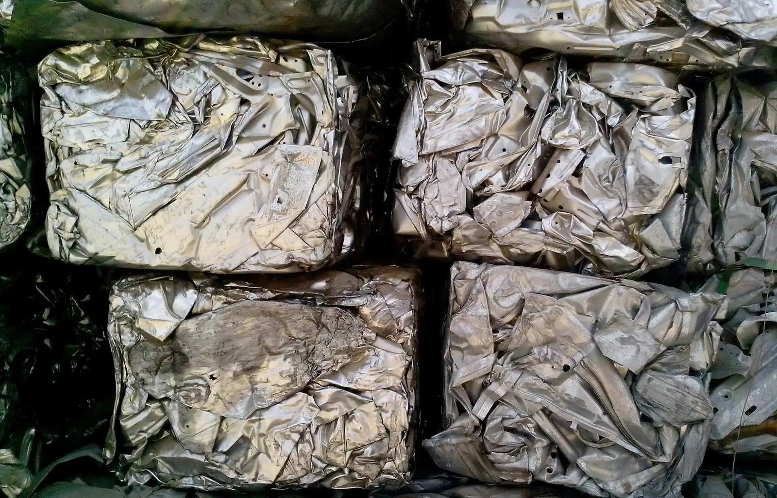 High Quality 99% Pure Aluminum Scrap 6063/ Alloy Wheel Scrap/ Ubc Aluminum extrusion Scrap