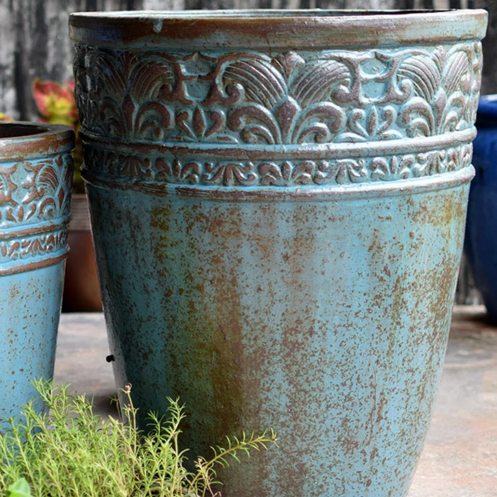 Go1001 Small Size Vietnam Glazed Ceramic Pot Garden Outdoor Antique