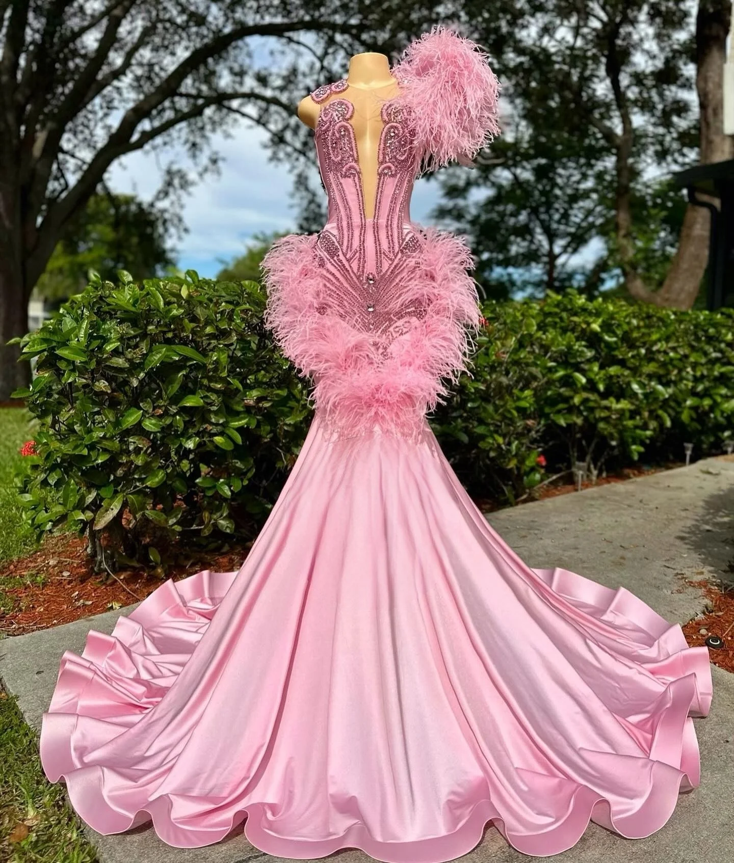 Elegant Pink Satin Mermaid Wedding Dress for Plus Size Custom OEM