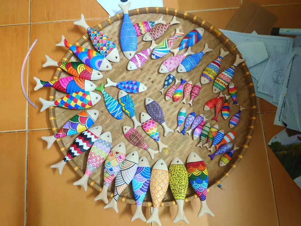 出荷準備ができている3D木製魚の切り抜き/手作り木製彫刻合板魚形/木製