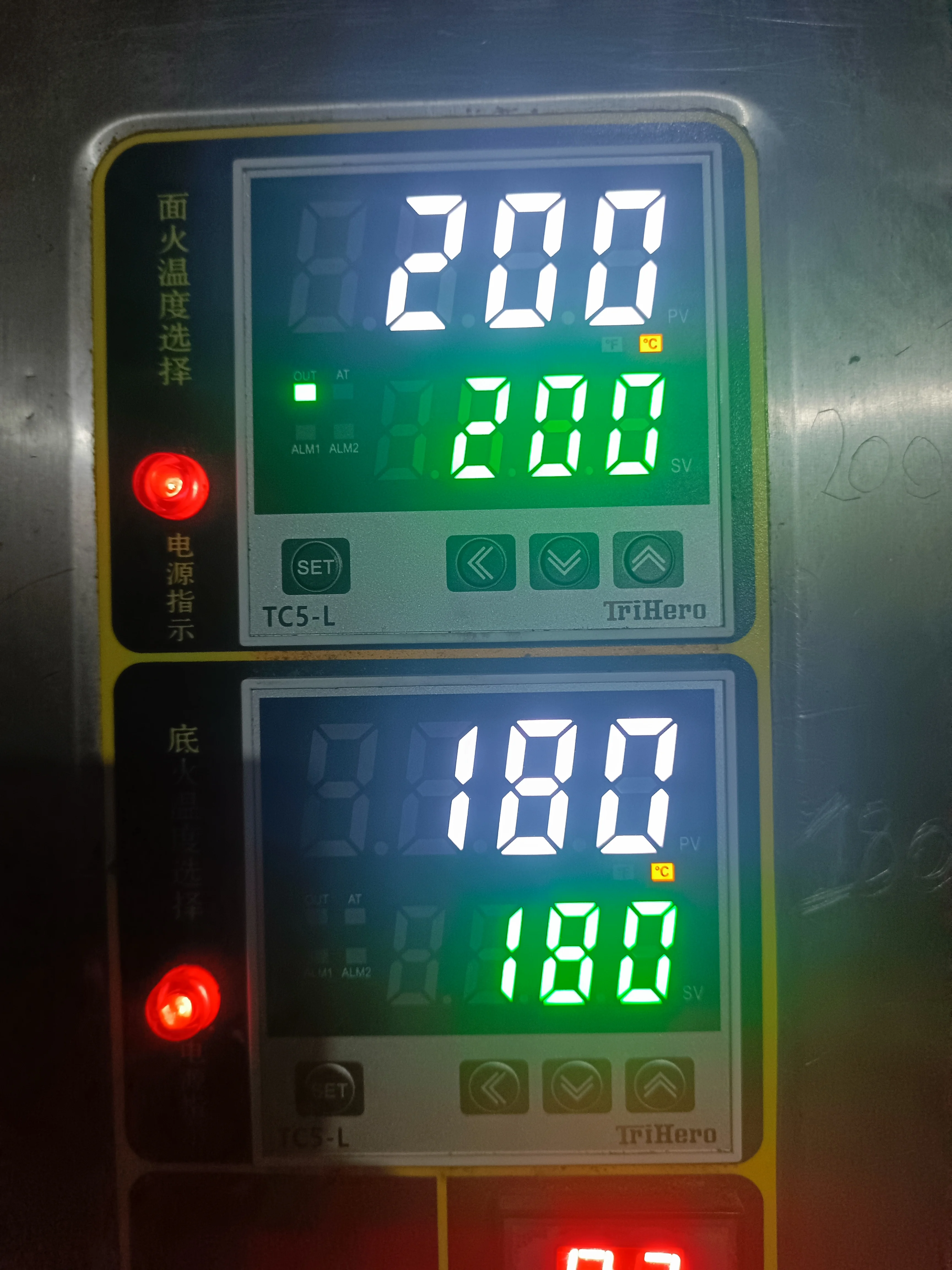 pid控制温度，PID控制温度过冲调哪个参数