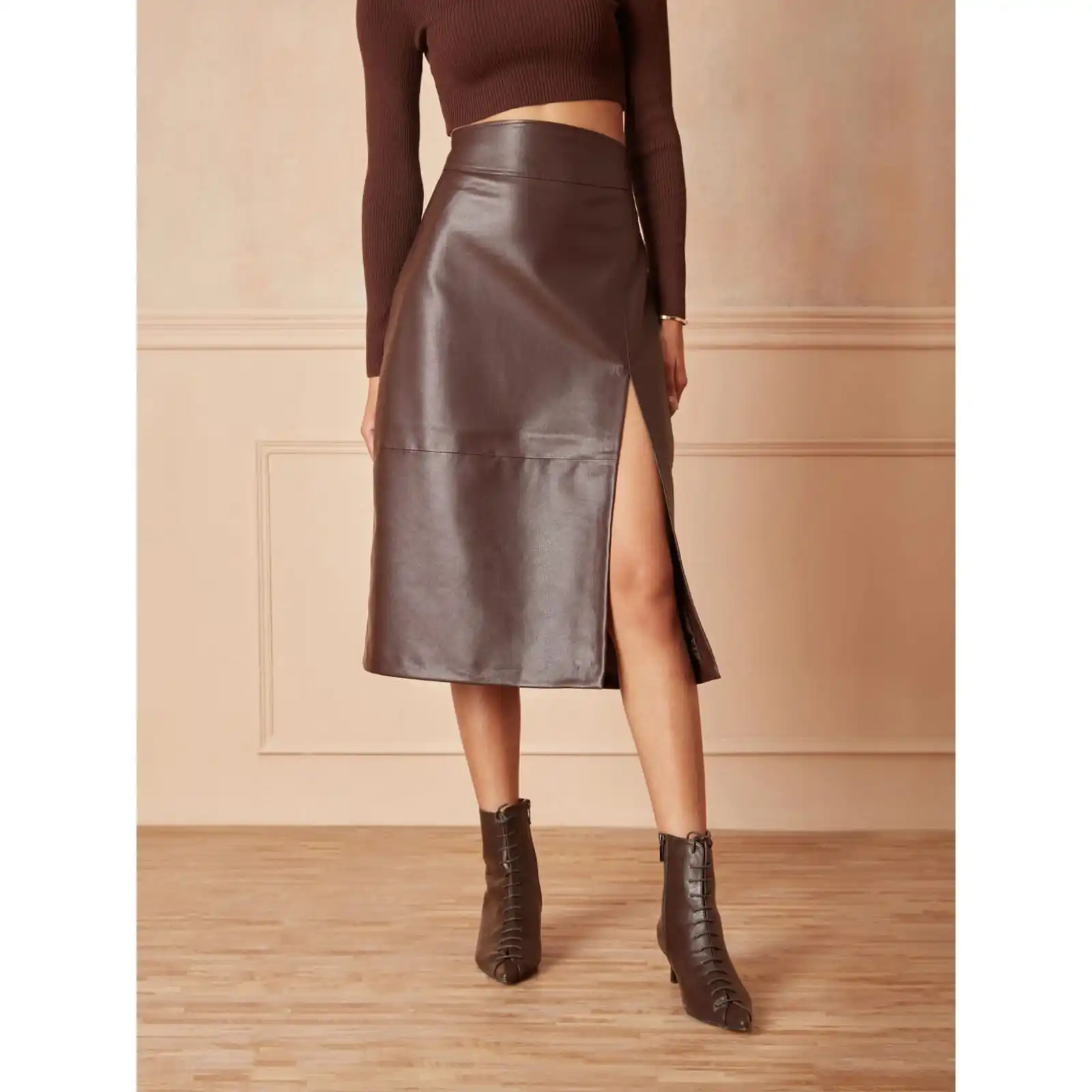 Classy And Elegant Front Slit Womens Leather Skirt In High Quality