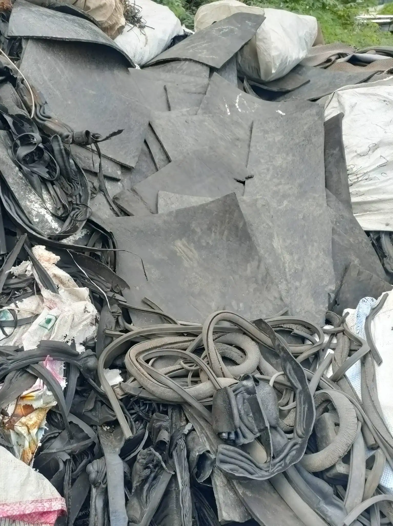 Used Tyres scrap / Tyre Tube Scrap