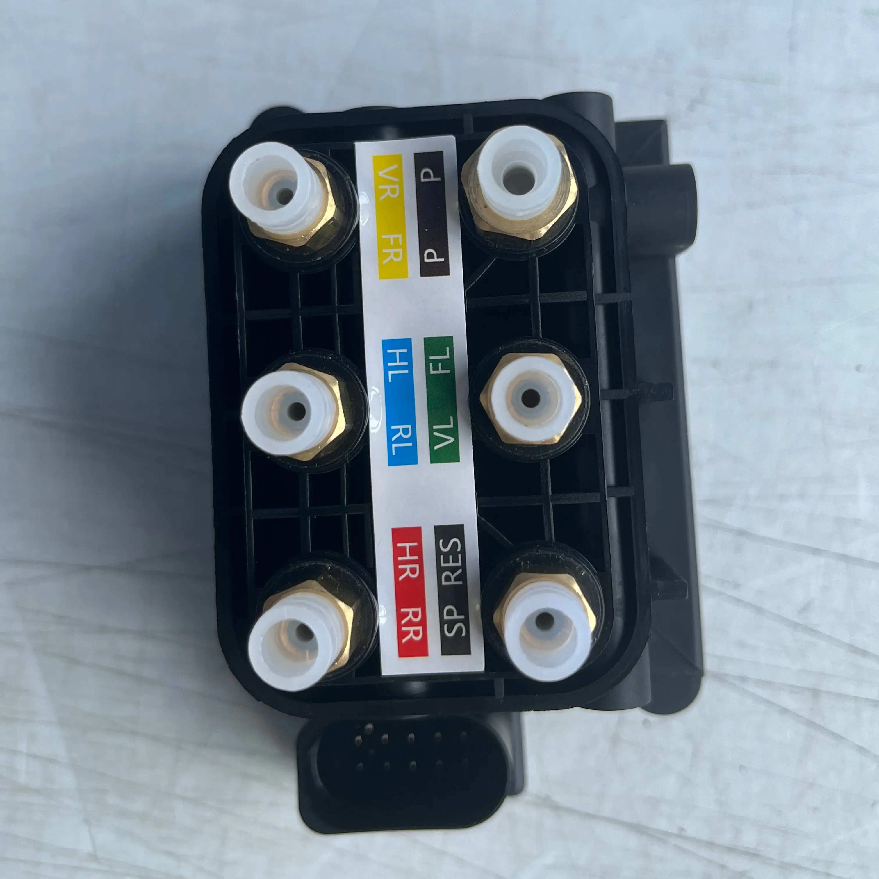 Air Suspension Compressor Block Valve W164 W166 W212 W221 W211 W251oem