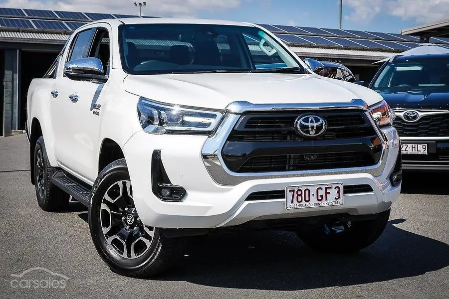 2022 2023 2024 USED CARS 2021 TOYOTA HILUX DOUBLE CABIN 4X4 PICKUP REVO DOUBLE CAB