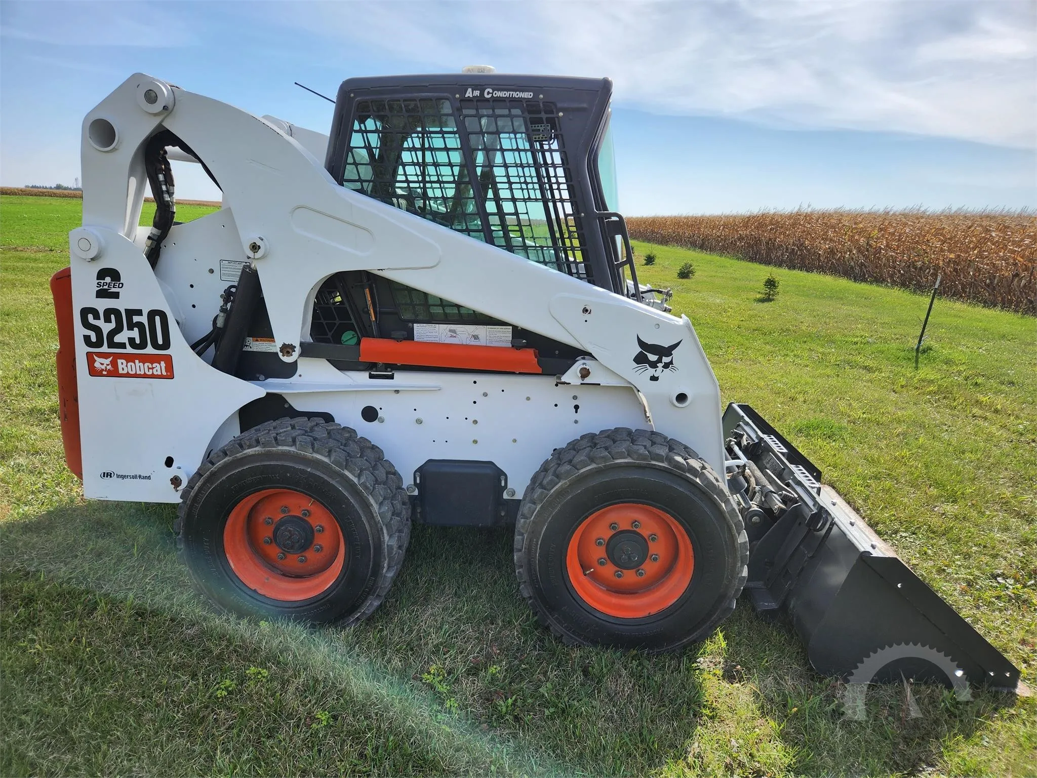 Bobcat Skid Steer T770 Track Loader Construction Machinery Wheeled Mini