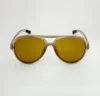 C10: giallo marrone