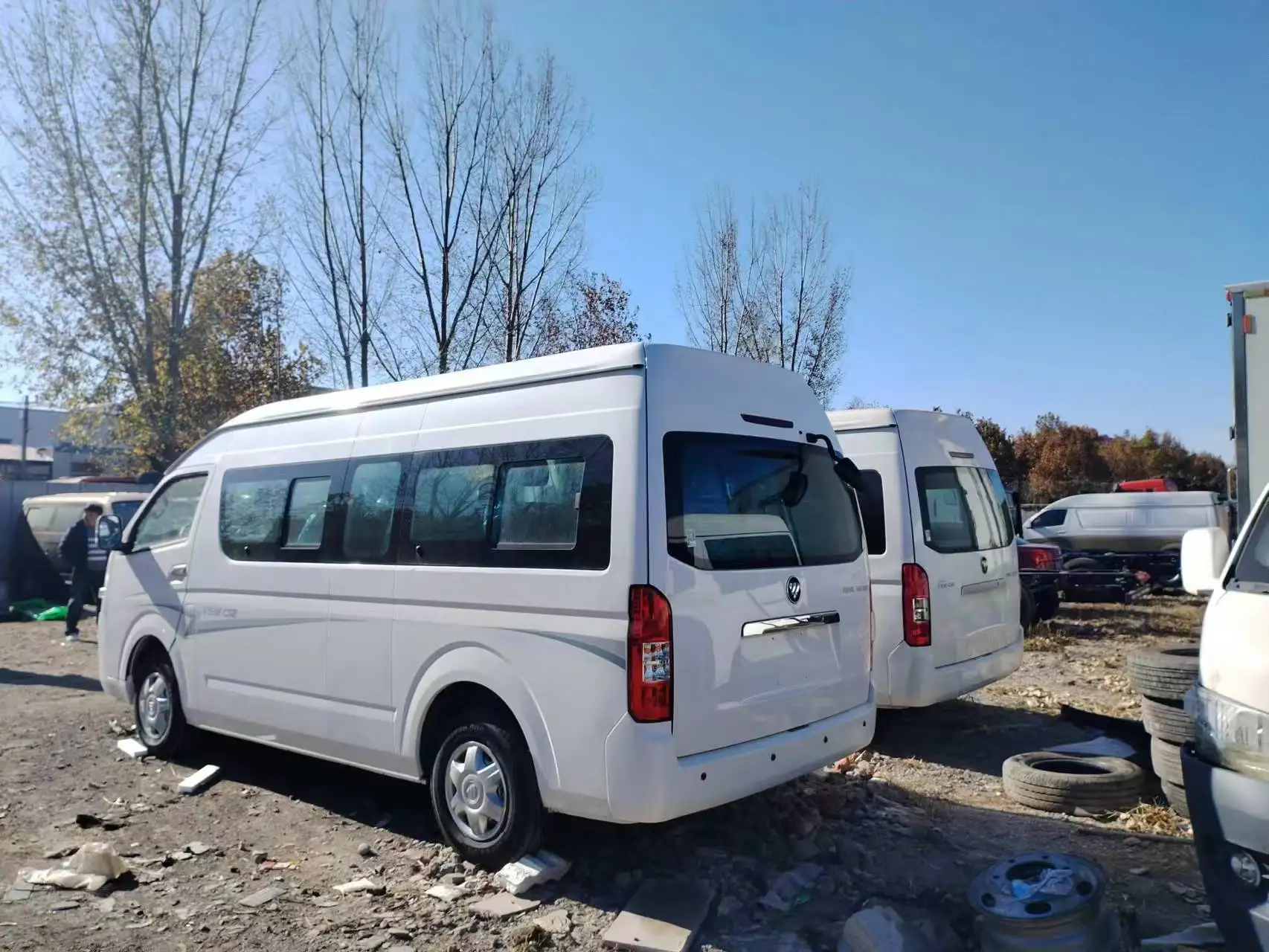 Well Refurbished Mini Bus Foton Hiace Van Diesel Engine 16 Seats Hiace Bus