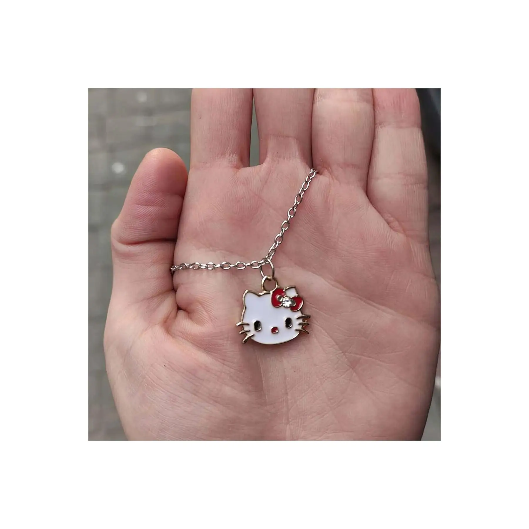 Collier Pendentif Hello Kitty Face Bezel – Longueur 6 Pouces – Neuf – Livraison Depuis Les USA