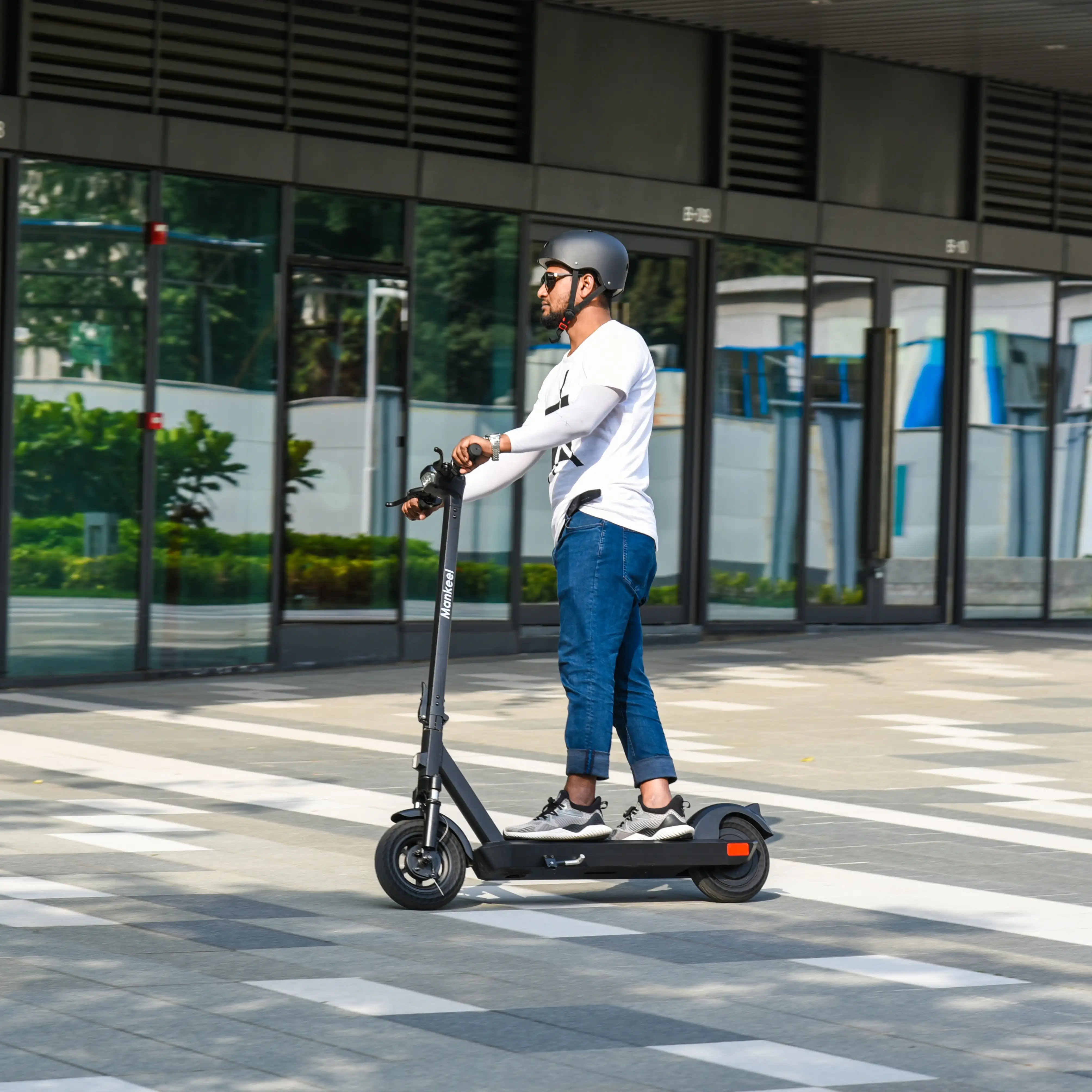 Mankeel MK089 Pionier Electric Two-Wheel Scooter