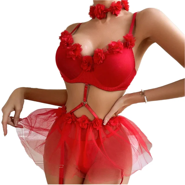 Hot Selling Women's Red Appliques Underwire Garter Lingerie Set With Choker