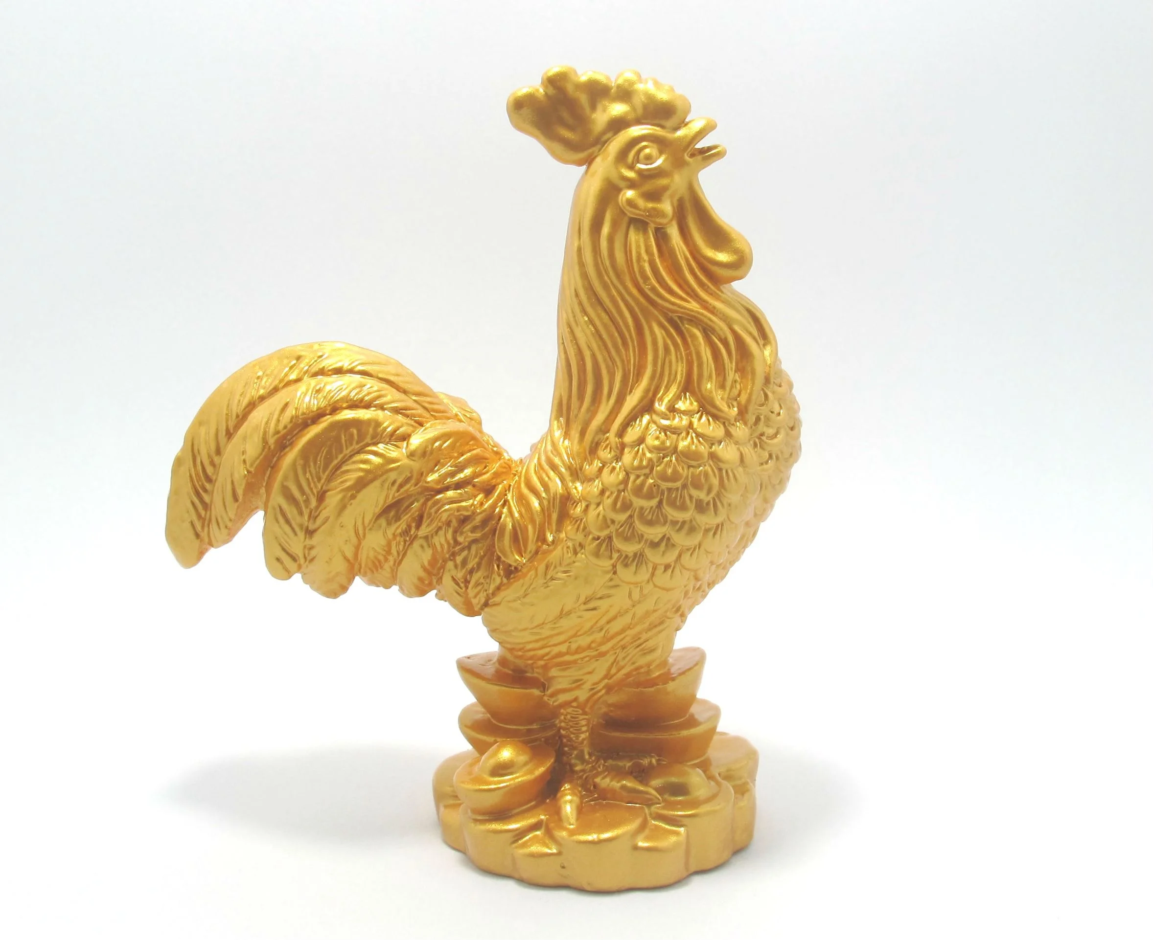 Vietstyle Workshop Provides Handmade Asian Style Golden Chicken Statues for Handmade Home Decoration