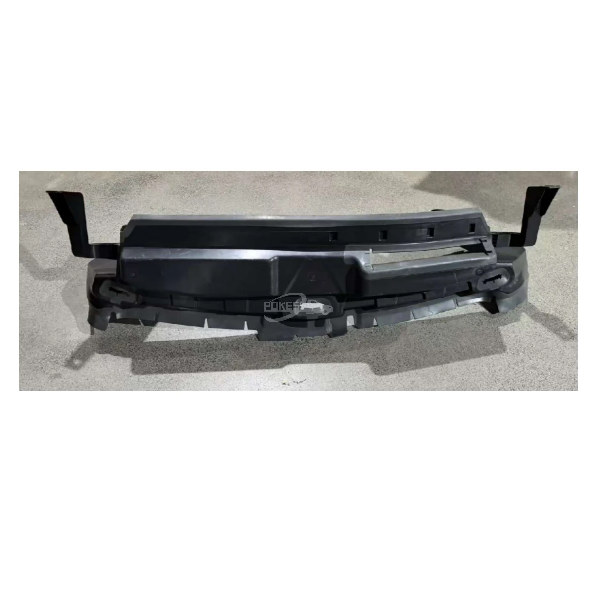 60008524 60007566 60009124 60006073 Upper Radiator Air Deflector Assem... — 3