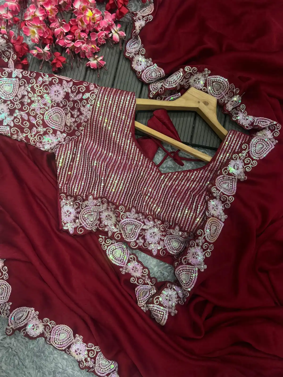 BOLLWOOD SEQUNCE SAREE WITH STICH BLOUSE in RED COLOUR SARI