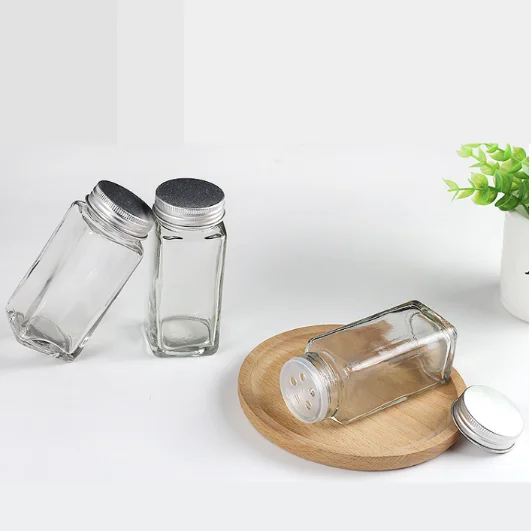 Buy 120ml 4oz Square Glass Spice Jars With Stainless Steel Lids And Shaker  Inserts from Xuzhou Wan Xuan Import & Export Trading Co., Ltd., China