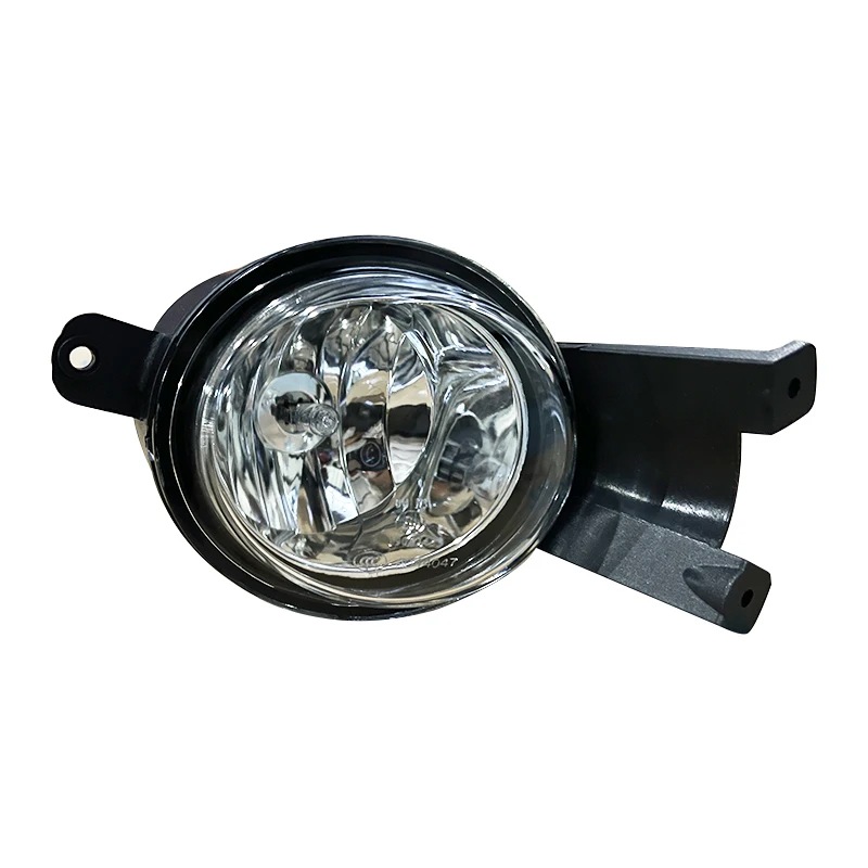 #C00036428 High Brightness,Low Power Consumption, Original Offical Genuine Auto Body Parts MAXUS Car Front Fog Lamp factory