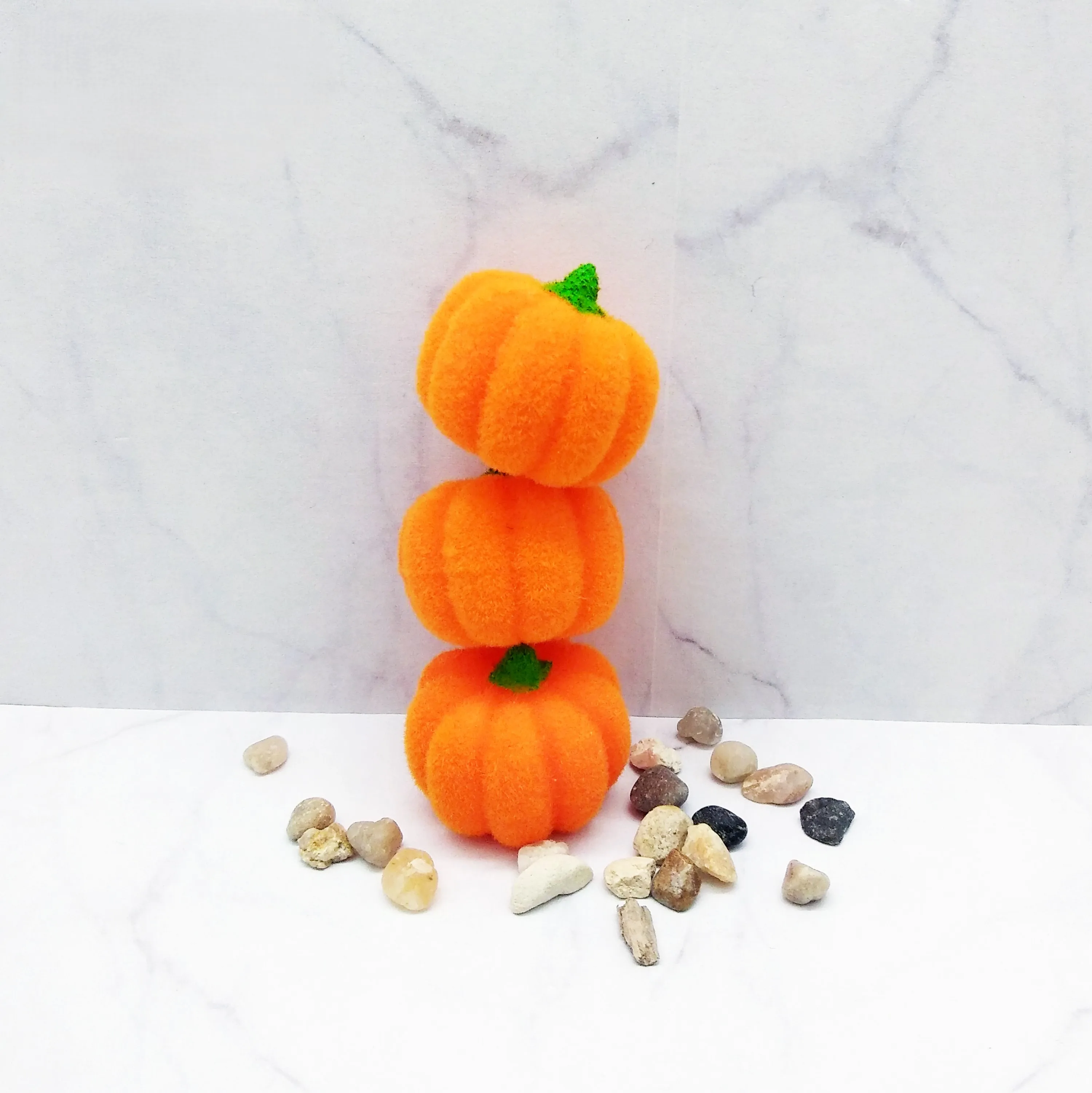Miniature Flocking Pumpkin 1\
