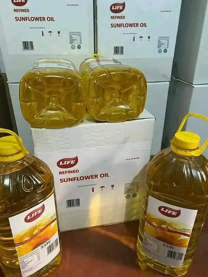 Best Premium Sunflower Oil / Wholesale High Quality Cooking oil / 100% Pure Refined Bulk Sunflower Oil exporter