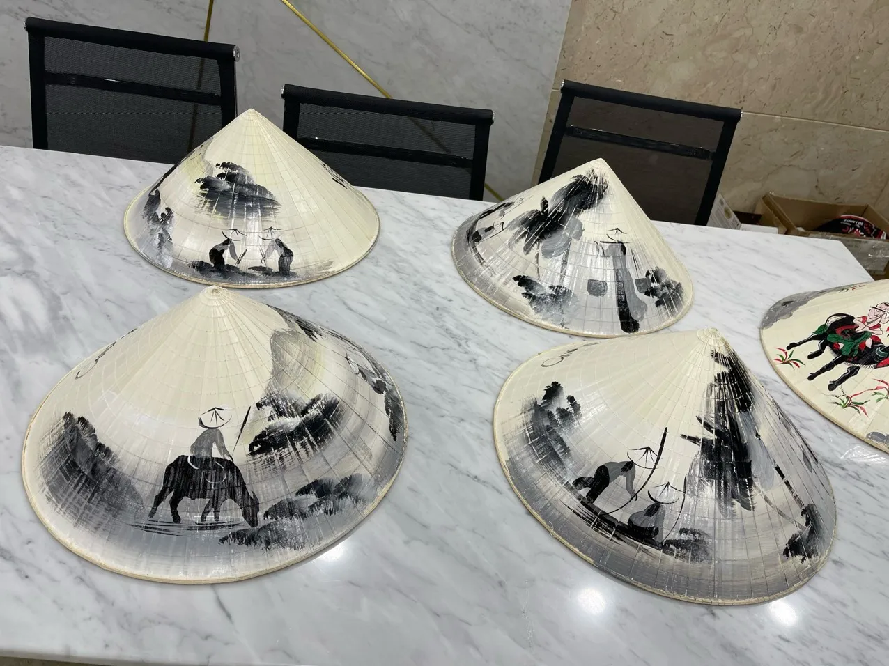 Traditioneller Chinesischer Bambushut | Handgewebter Konischer Sonnenhut, Verstellbar, 51 Cm Breit