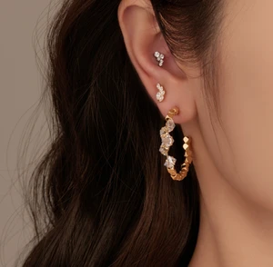 Popular Version Body Piercing for Women 18k Gold Plated Zircon Stones Titanium Stud Earrings Wholesale Jewelry