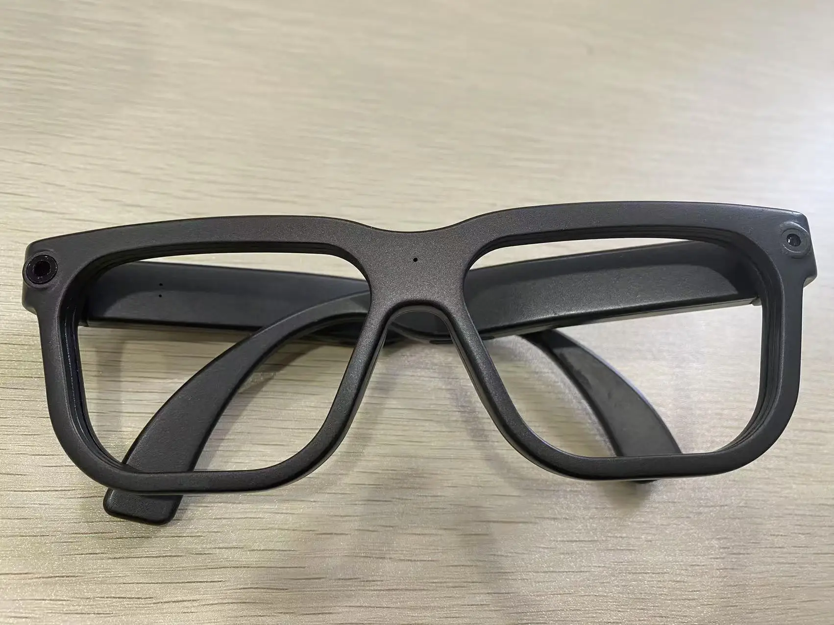 Bluetooth Sunglasses with Head Phone and Camera, Fashionable and AI Functional Customized Hardware Solutions