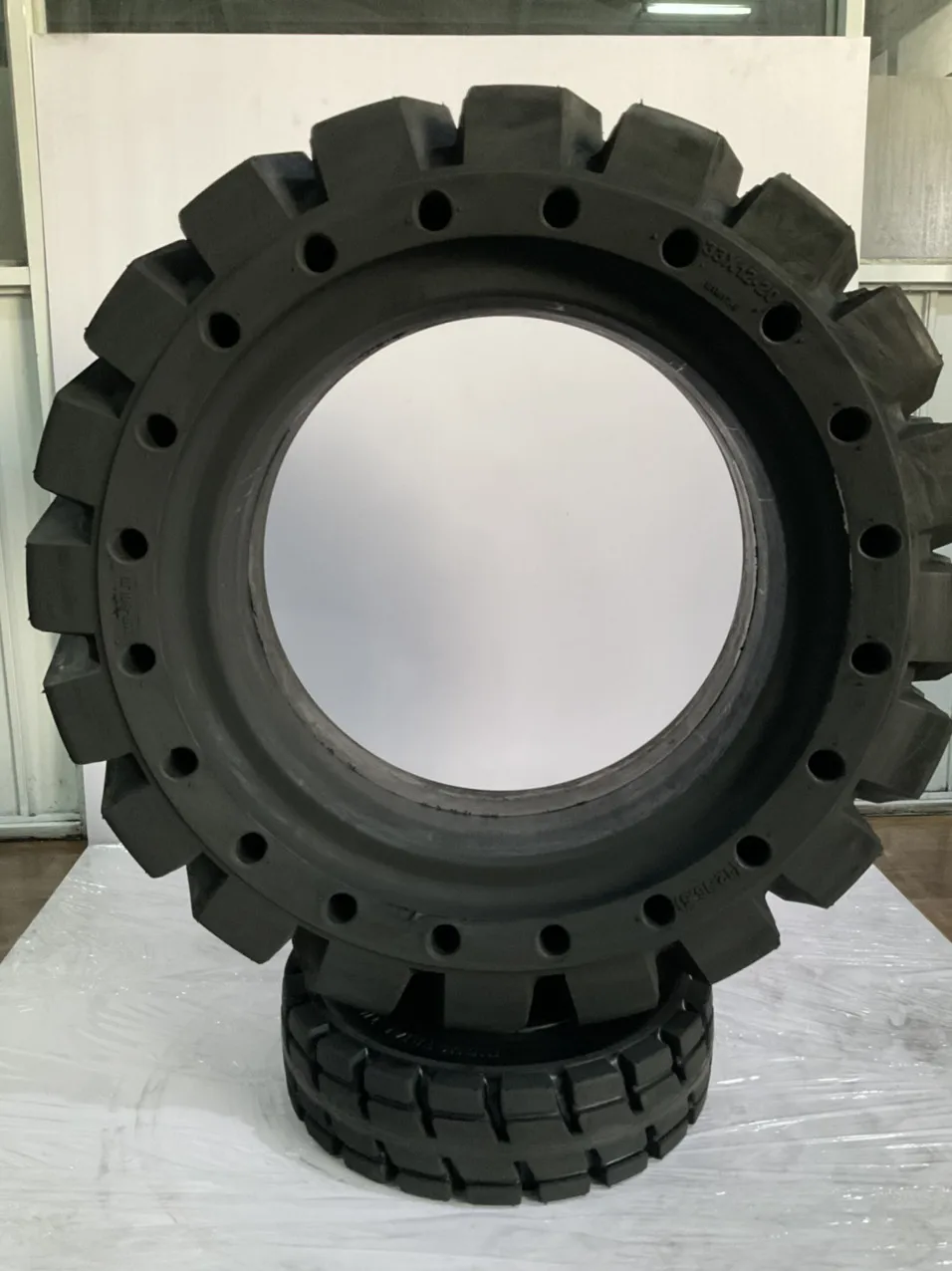 Roues En Caoutchouc Pour Scie à Ruban - 30,5 Cm De Diamètre, 20 Mm De Large, 3 Mm D'épaisseur - Réduction Du Bruit Et Usure Prolongée