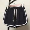 Three-quarter pants black