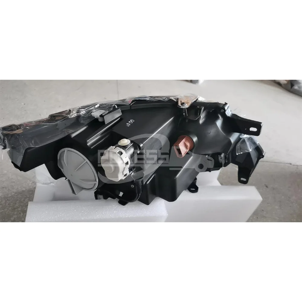 For Ford Mondeo Headlights Scheinwerfer FJ7Z13008C GJ7Z13008A 131-1114... — 2