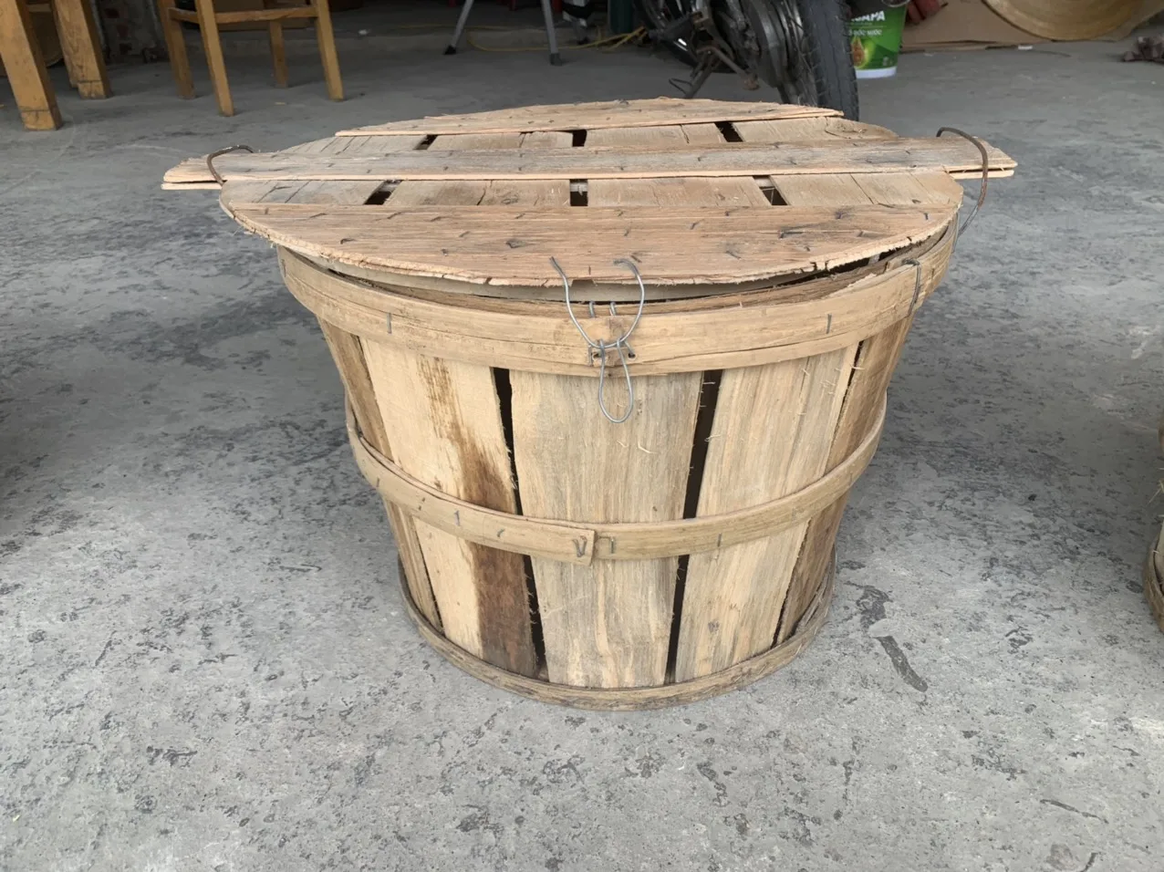 Crab Bushel Basket With Lids Best Price Seafood Containing Bushel