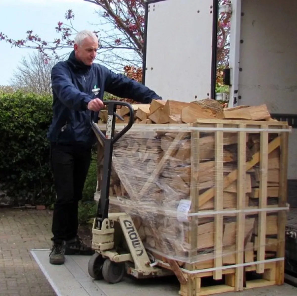 Dry Beech/oak Firewood Kiln Dried Firewood In Bags Oak Fire Wood On