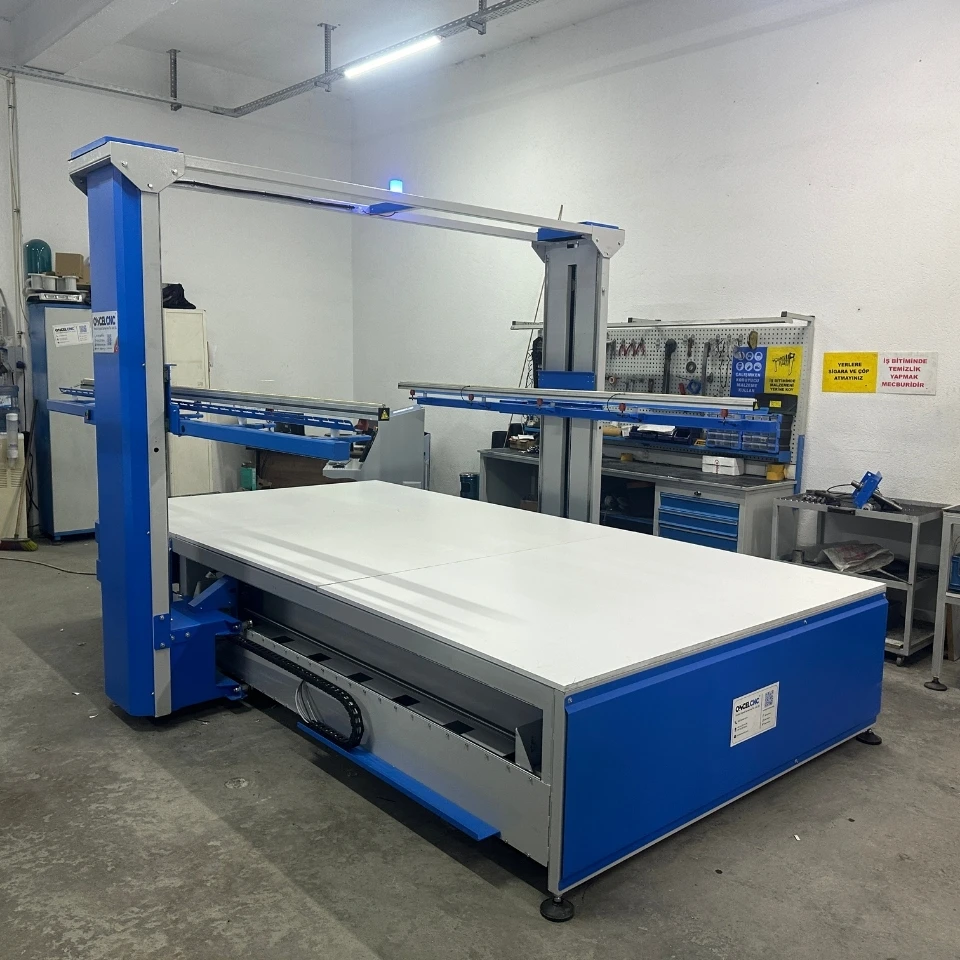 2022 High Quality Automatic Foam Cut CNC Sponge Foam Cutting Machine for Polyurethane Turkey Russia Max Romania Canada Egypt Hot