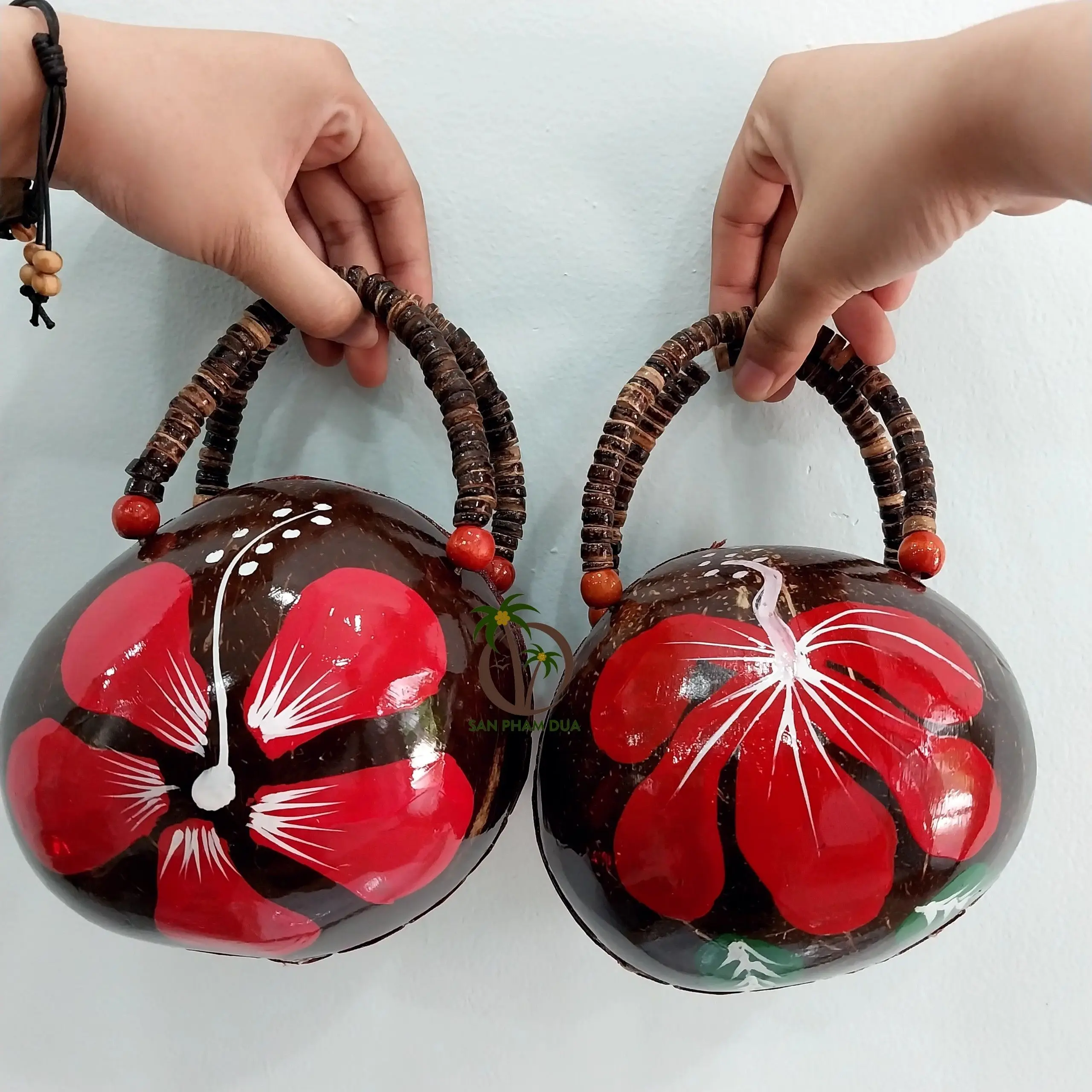 Real Coconut Shell Hawaiian Hand Painted White Flower Purse from Maui,  Hawaii