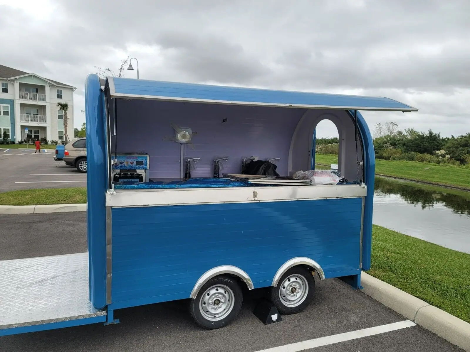 Purchase Street Mobile Fast Food Trucks With Full Kitchen Food Trailer